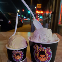 Vero's Ice Cream food
