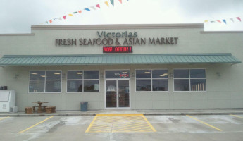 Victoria's Fresh Seafood And Asian Market outside