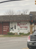 Kern's Sausages outside