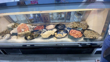 La Perla Seafood Market food