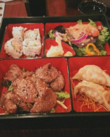 Sushi Cafe Hanah food