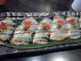 Niya Sushi food