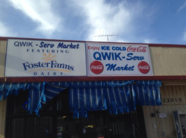 Qwik Serv Market food