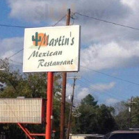 Martin's Mexican outside