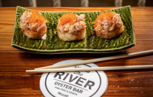 The River Oyster food