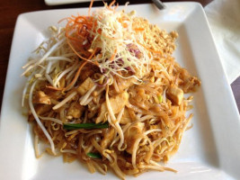 Red Onion Thai Cuisine inside