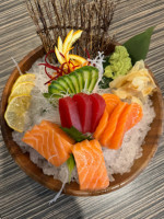 Heart Rock Sushi food