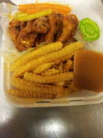 Crumpy's Hot Wingz And Thingz inside