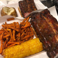 Pappy's Smokehouse food