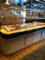 C & W Super Buffet food