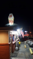 Jones 88 Dip Drive In outside