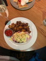 Earls Kitchen + Bar - Calgary Tin Palace food