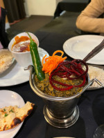 Puran India Restaurant food
