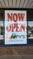 Loopy's Eatery outside