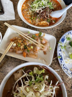 Hoang Lan food