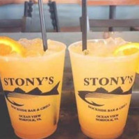 Stony’s Dockside Grill food