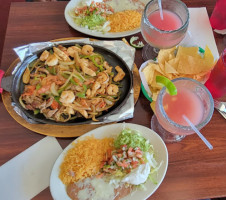 Los Pitayos Mexican food