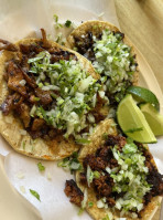 Mis Tacos 2 food