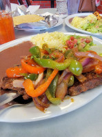 Roca Fuerte Salvadorean food