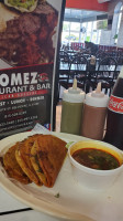 Gomez Restaurant Bar food