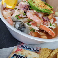 Mariscos Chinola food