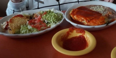Senor Barrigas Mexican Restaurant-hamilton inside