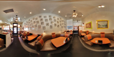 Fred's 62 Cafe inside