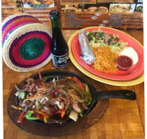 Sabores De Mexico food
