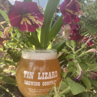 Tin Lizard Brewing Company outside