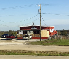 Papa Joe's Texas Saloon outside