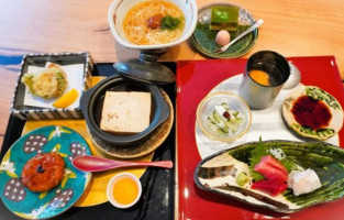 Restaurant Suntory food