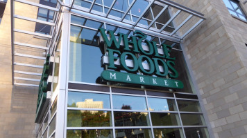 Whole Foods Market Hennepin Ave food