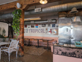 Cafe Tropical food
