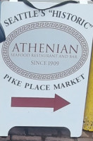 Athenian Seafood Restaurant And Bar inside