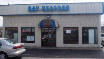 Bay Seafood outside