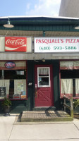 Pasquale's Pizza outside