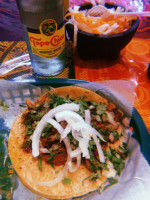 Taqueria Los Barrilitos food