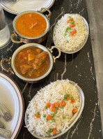 Royal Taj India Cuisine food