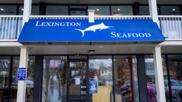 Lexington Seafood Co. outside