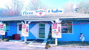 Georges Pizza Subs outside