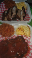 Quiky's Famous Bbq inside