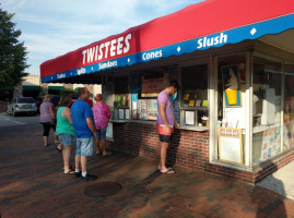 Twistees Soft Serve Ice Cream outside