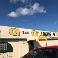 G G Lounge outside