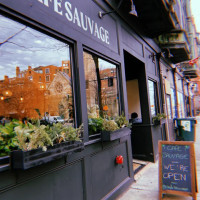 Cafe Sauvage outside