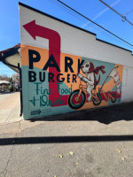 Park Burger Pearl outside