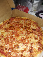 Millies Pizza food