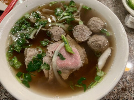Pho Ton Vietnamese food