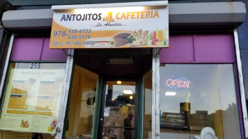 Antojitos Cafeteria La Abuelita food