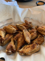 Big Kahuna Wings Farragut food