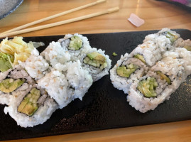 Shinme Sushi food